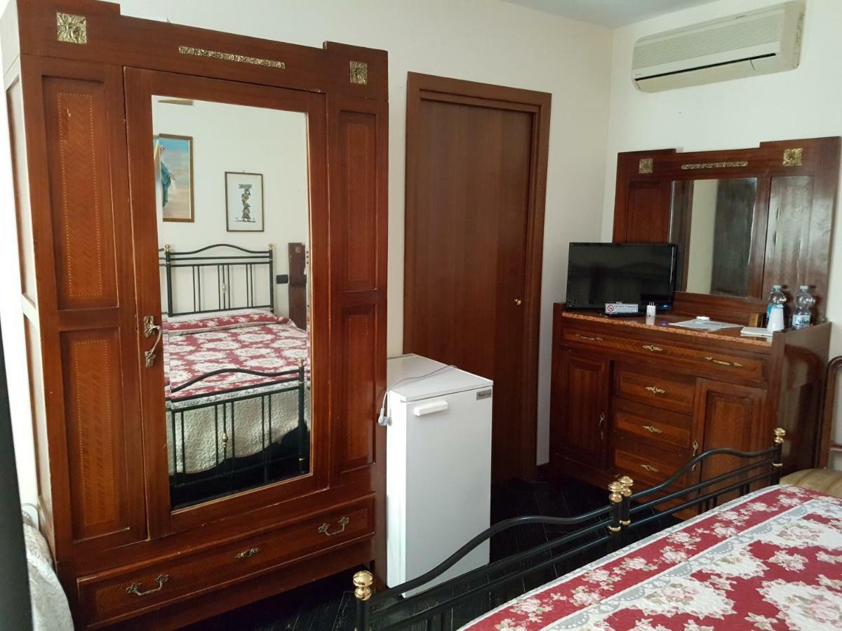 Casa Nel Bosco Bed & Breakfast Reggio Emilia Exterior photo