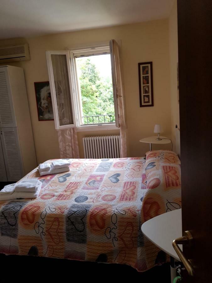 Casa Nel Bosco Bed & Breakfast Reggio Emilia Exterior photo